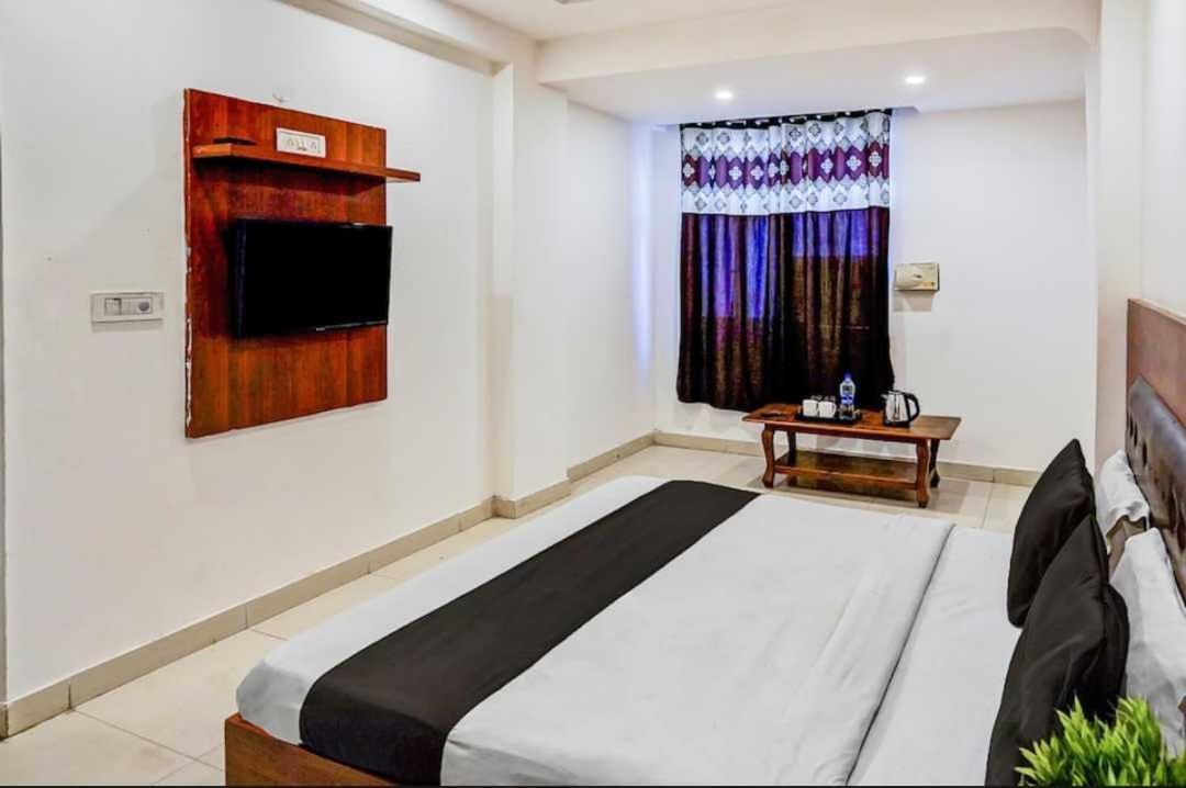 Hotel O Anshu B&B New Delhi Eksteriør billede