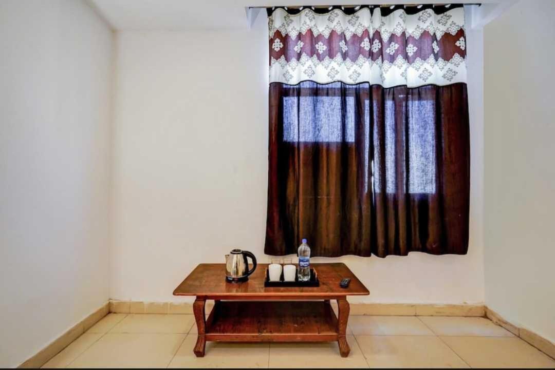 Hotel O Anshu B&B New Delhi Eksteriør billede